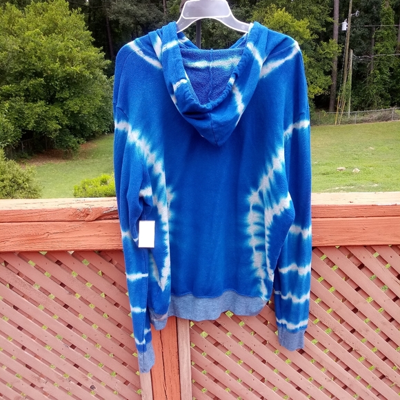 ❗ SOLD ❗ NWT DTLA HOODIE - Picture 4 of 5